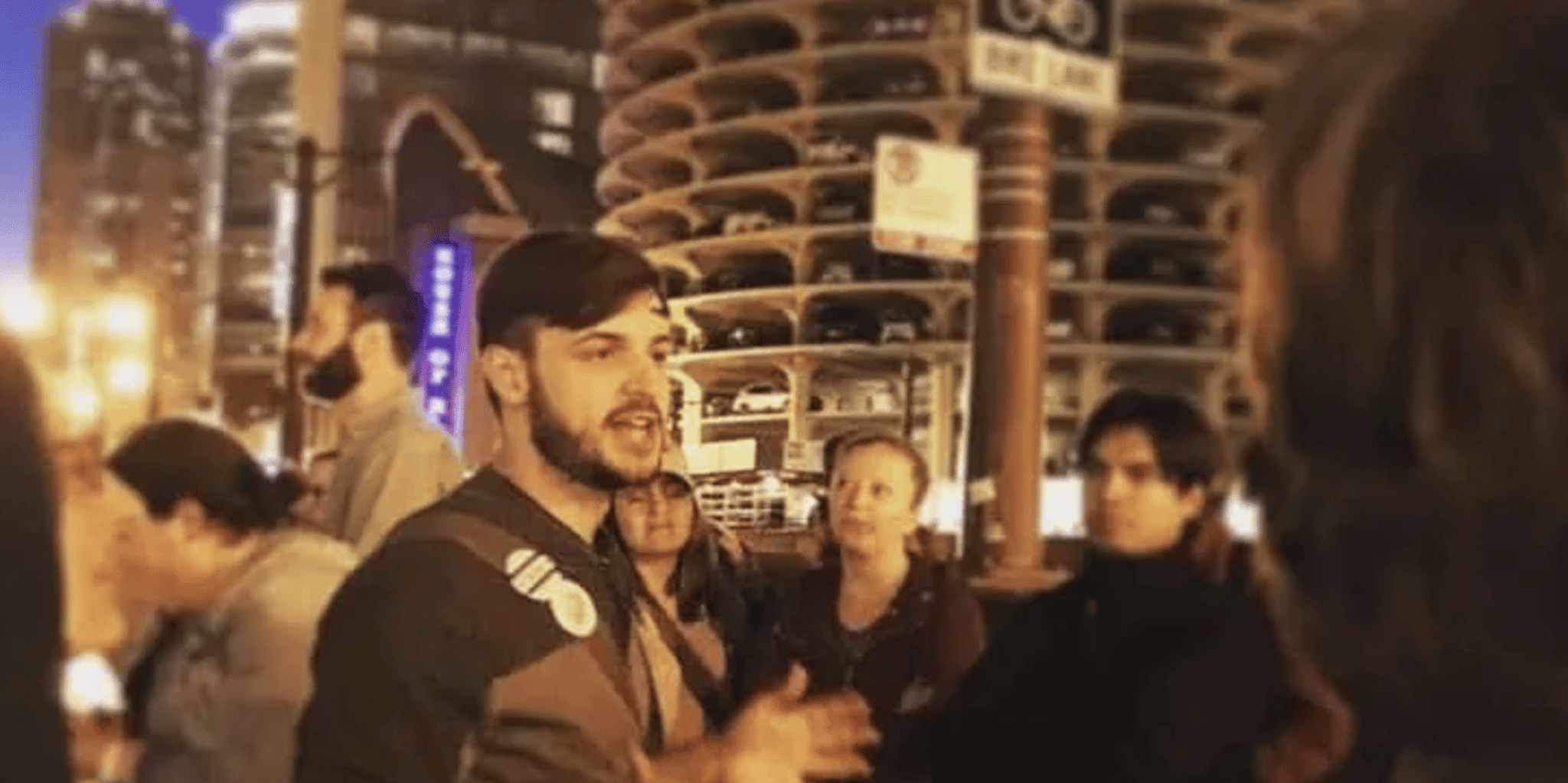 Chicago Ghosts & Haunted History Walking Tour 2 hr