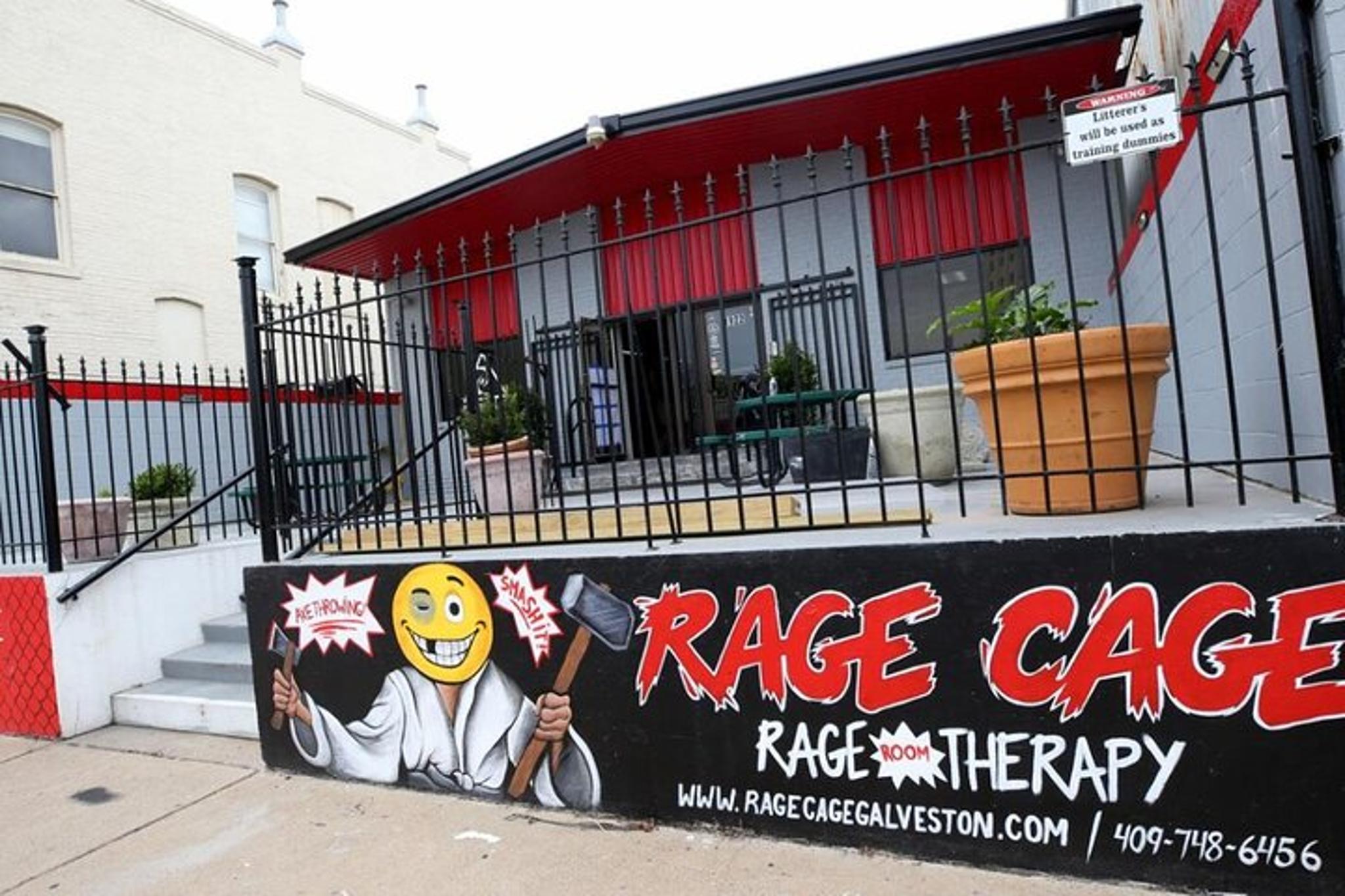 Galveston Rage Cage Experience with Axe Throwing - Image 2