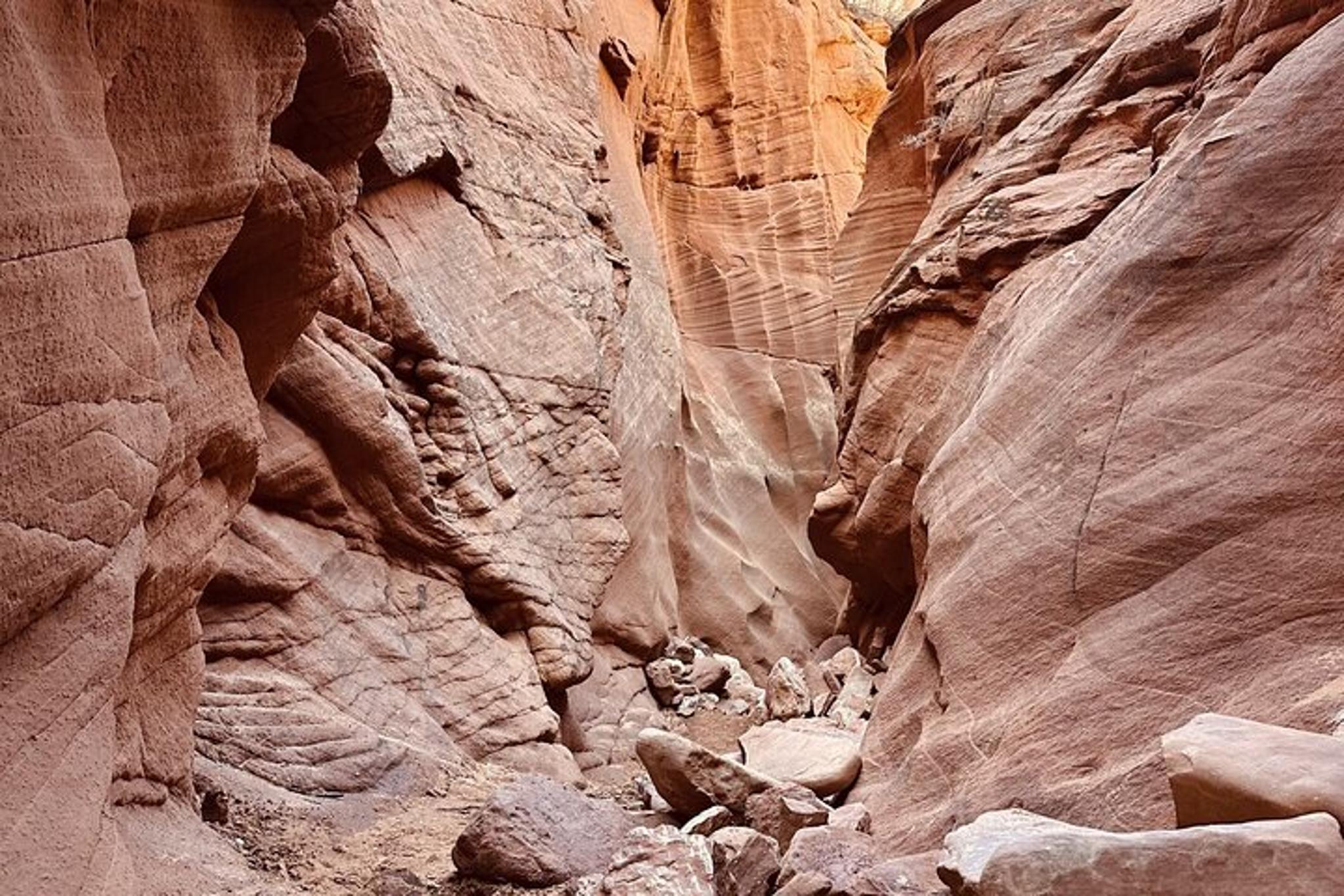 Antelope Wind Canyon Slot Tour - Image 5