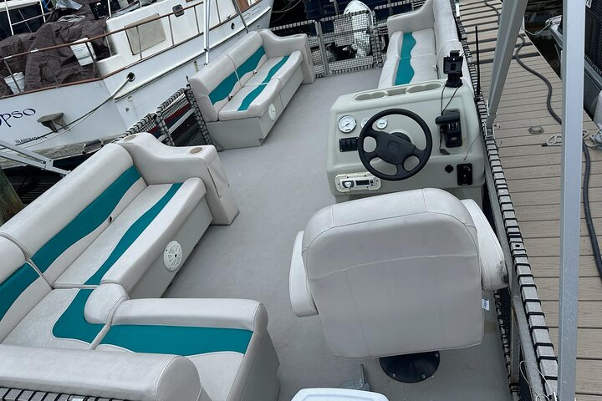 Merritt Island Pontoon Boat Rental 4 hr - Image 2