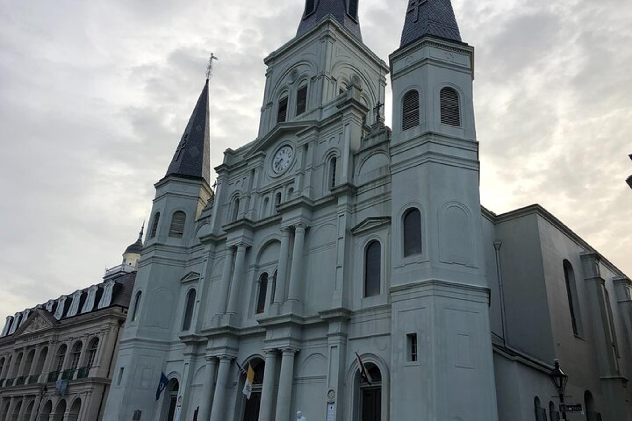 New Orleans Haunted Pub Crawl - Image 4