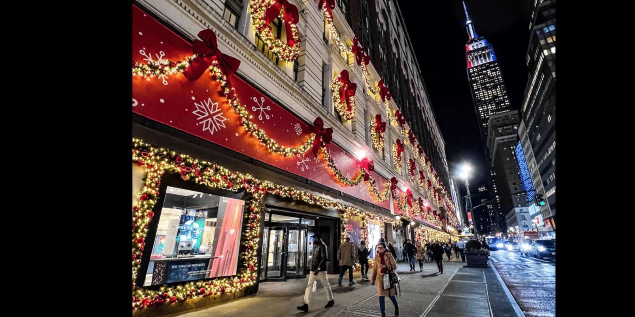 New York City Christmas Lights Rickshaw Tour - Image 5