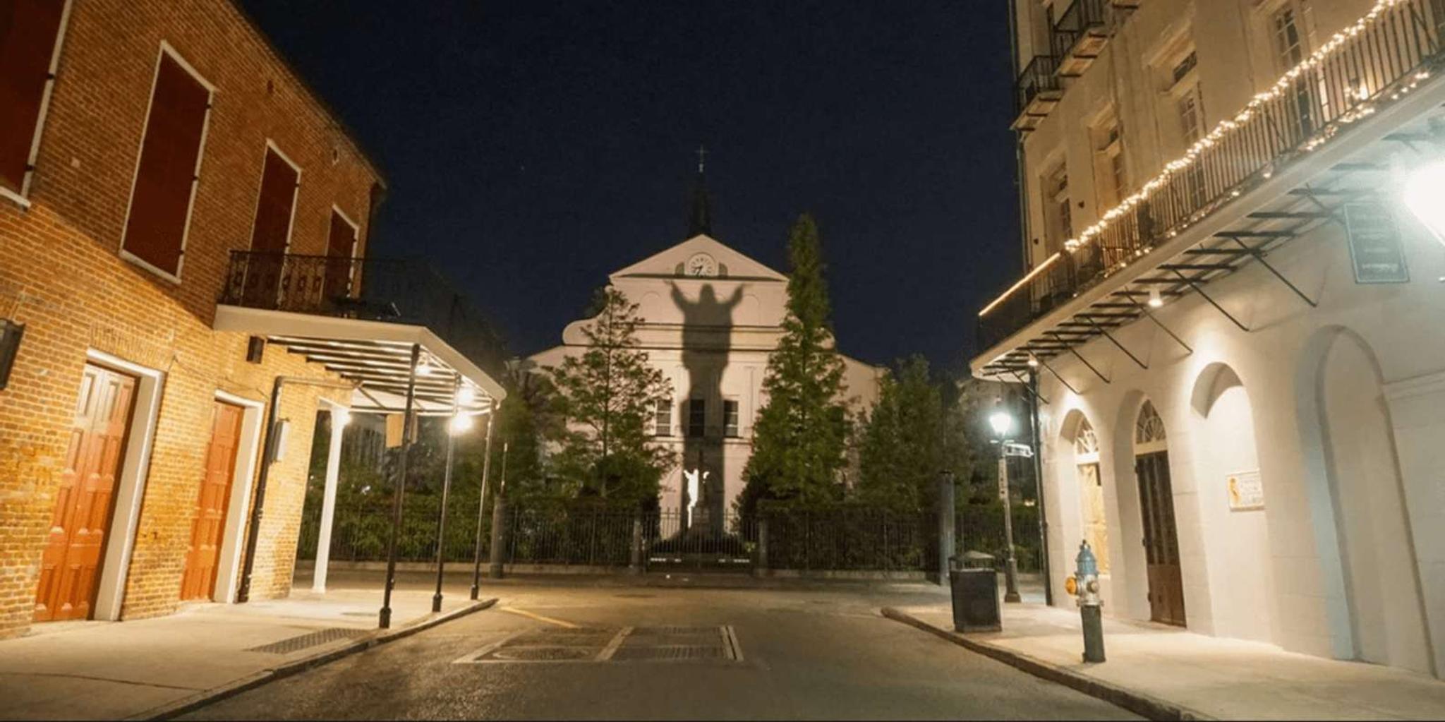 New Orleans Ghost, Vampire, and Voodoo Walking Tour - Image 2