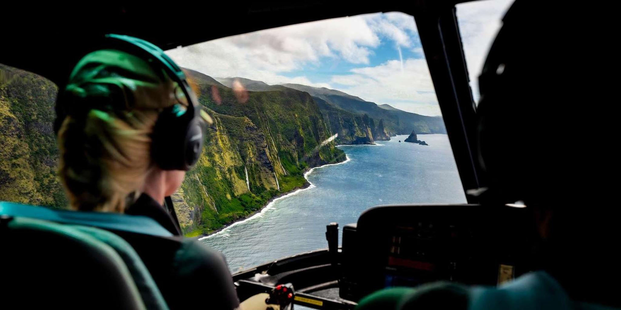 Hilo Helicopter Tour of Hamakua Coast and Valleys - Image 1