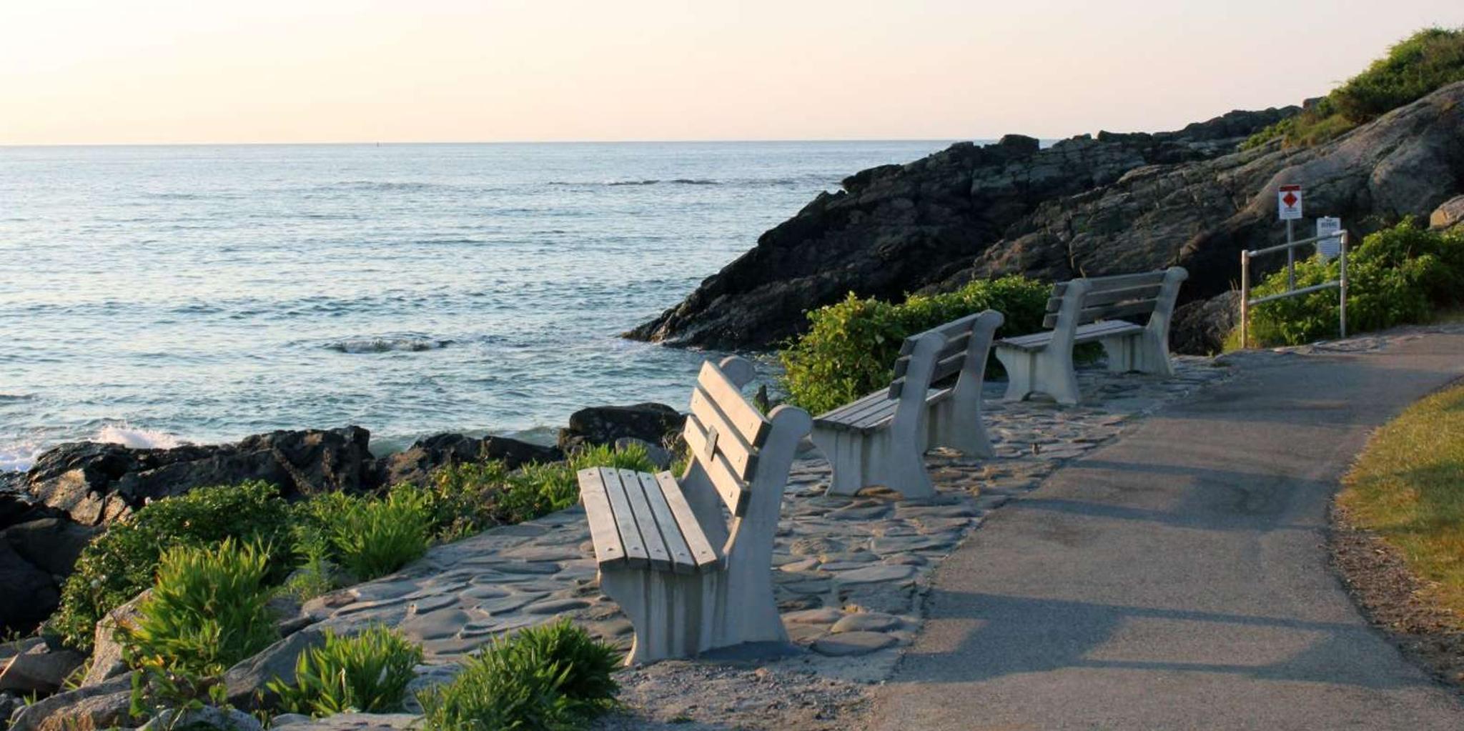 Boston Kennebunkport Day Trip with Trolley Option - Image 4