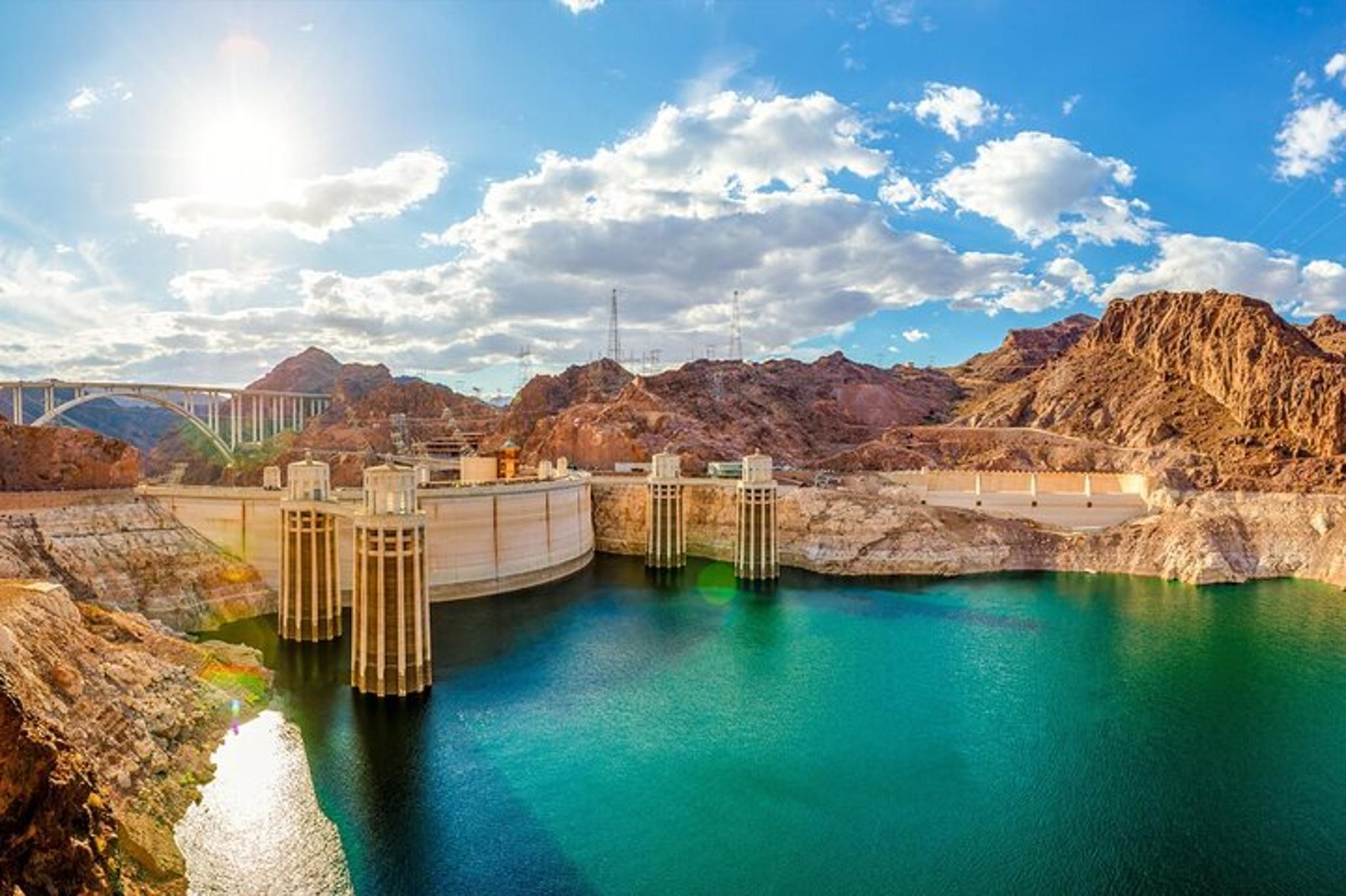 Las Vegas Hoover Dam Tour in Spanish 4 hr