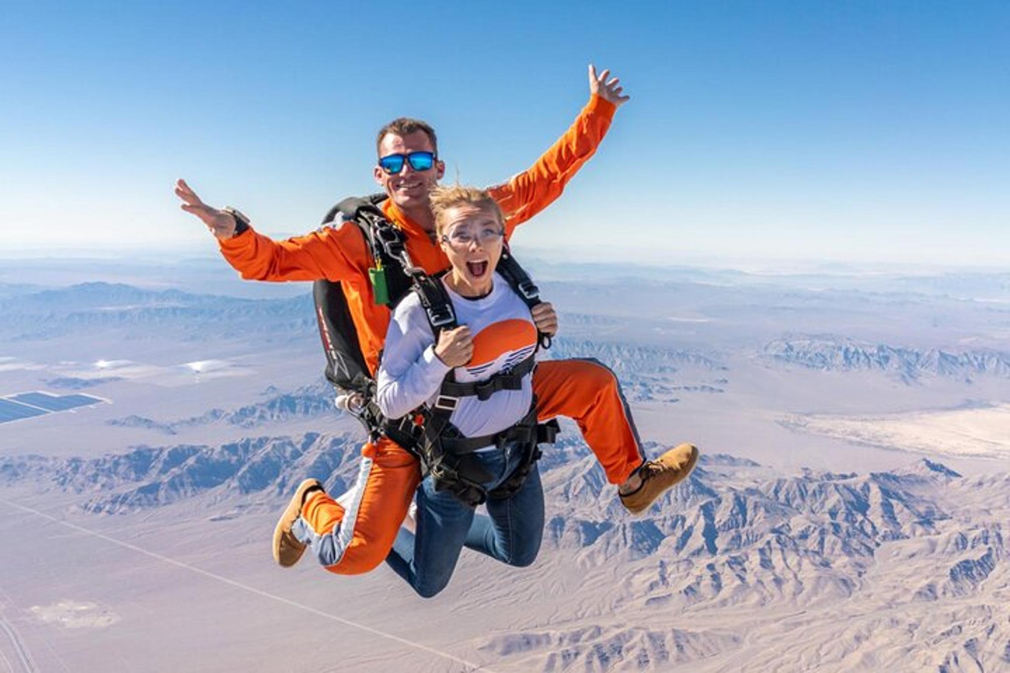 Las Vegas Tandem Skydiving Experience 3 hr - Image 3