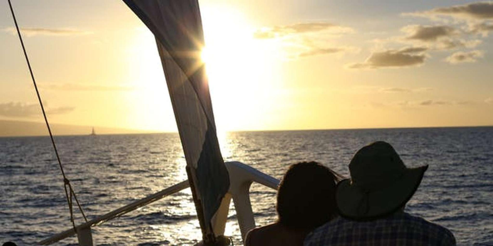 Maui Catamaran Sunset Sail with Appetizers - Image 6