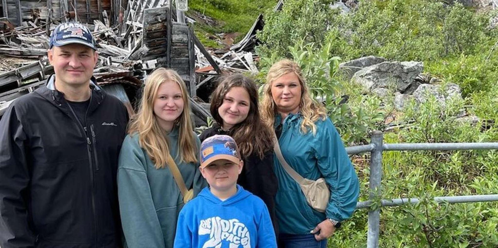 Anchorage Hatcher Pass & Reindeer Adventure Tour - Image 5