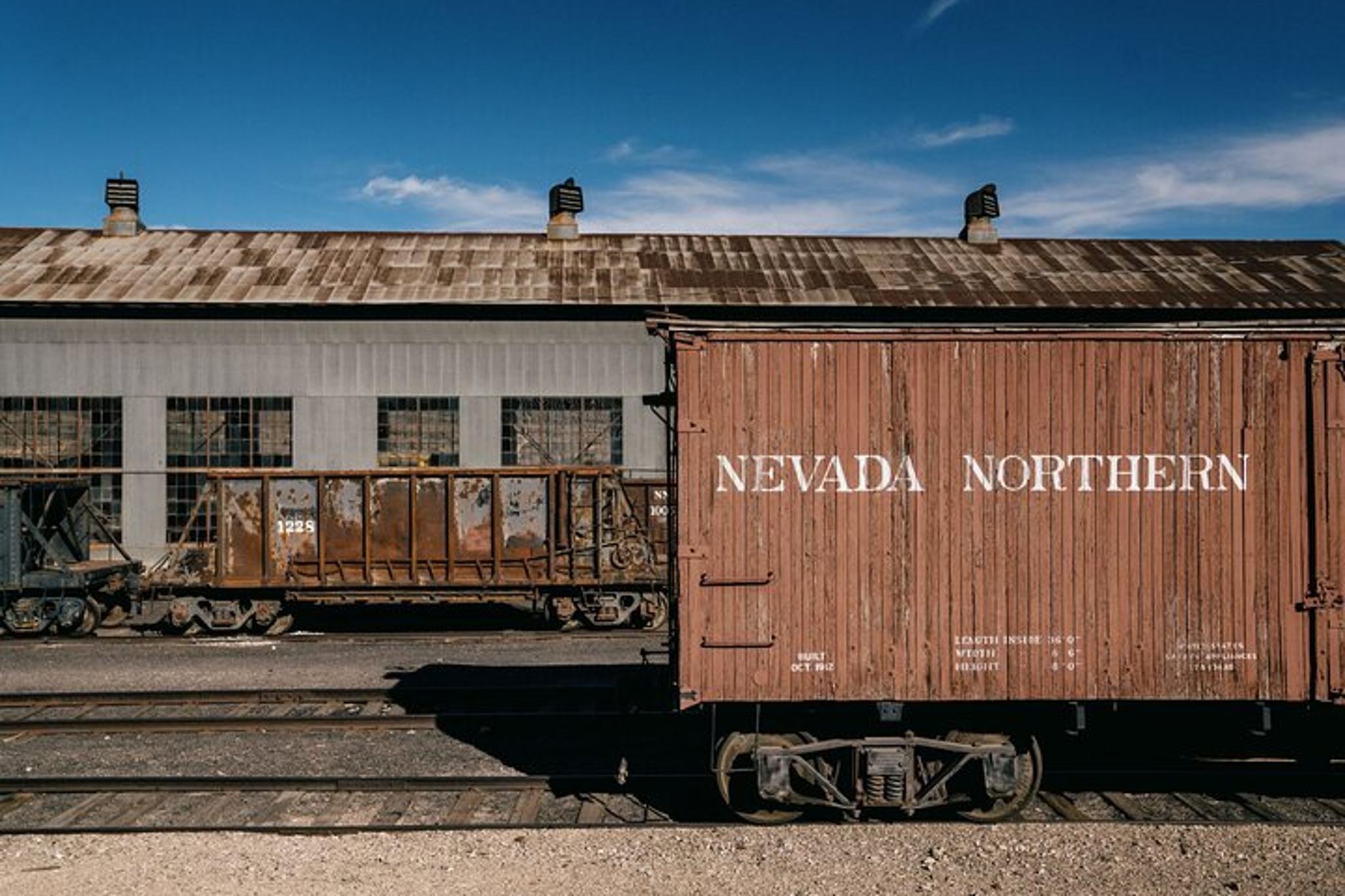 Las Vegas Bike and Hike Tour - Image 5