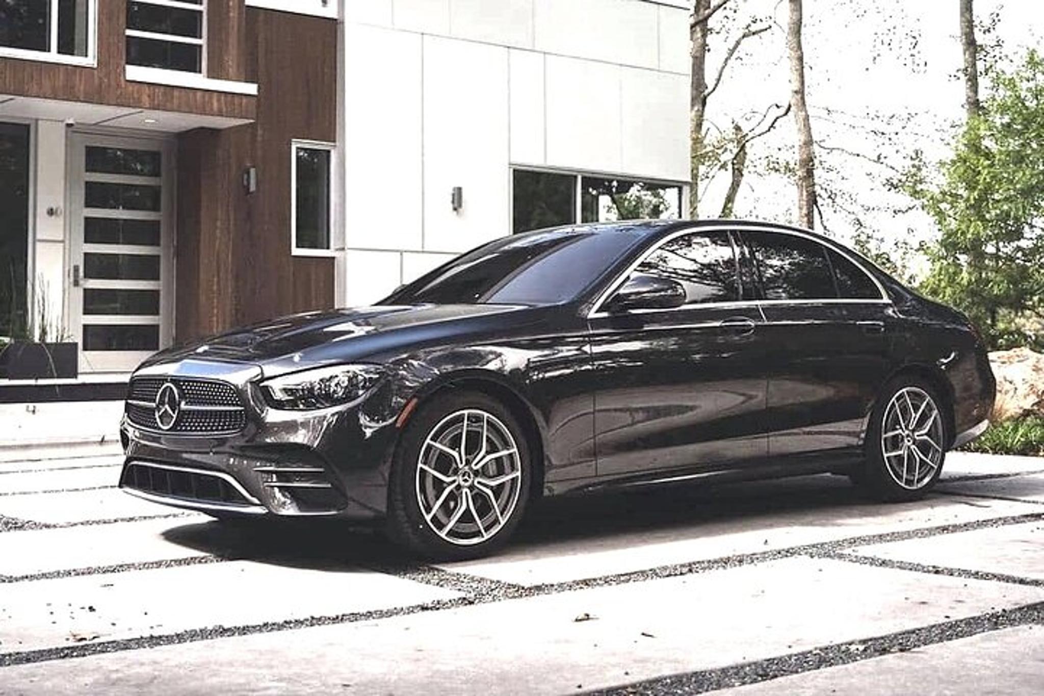 Las Vegas Airport Transfer by Business Car