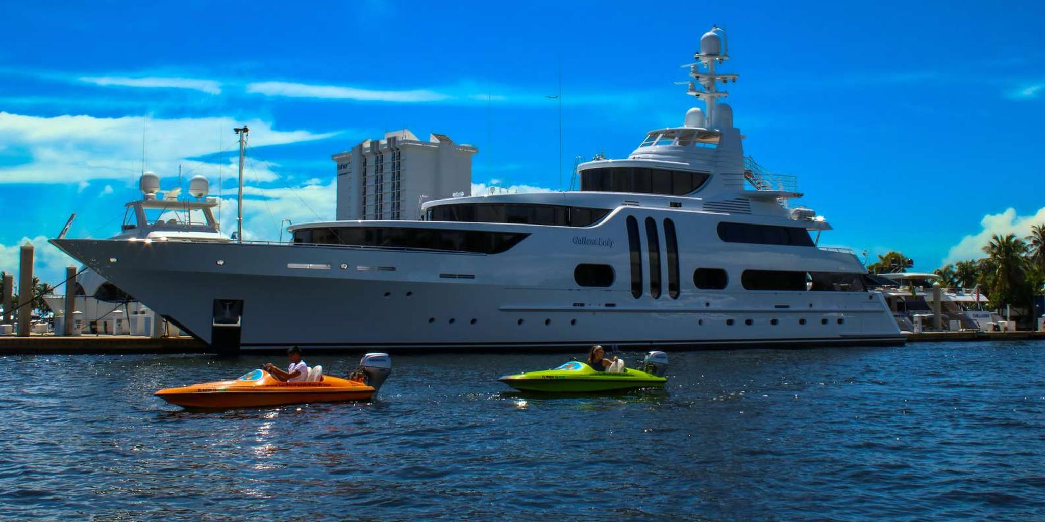 Fort Lauderdale Mini-Powerboat Rental - Image 5