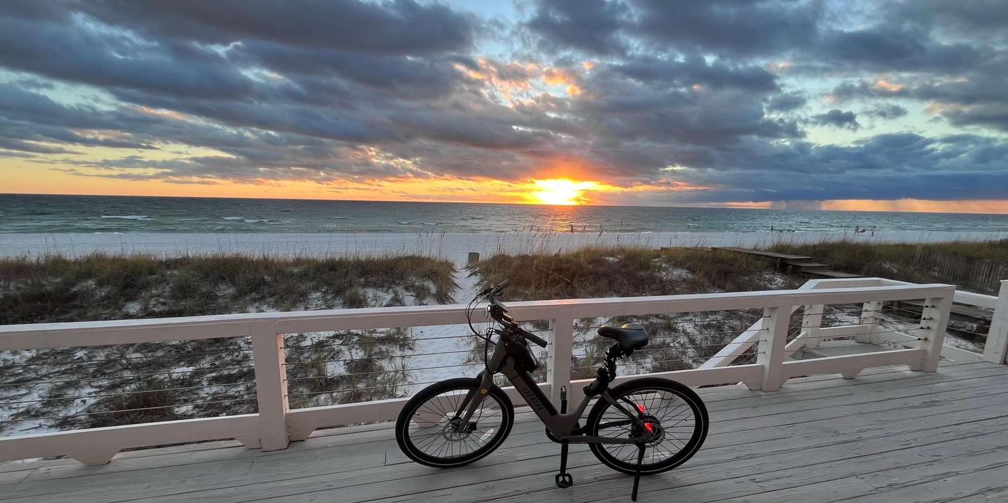 Panama City Bike Rental with Smartphone Tour - Image 5