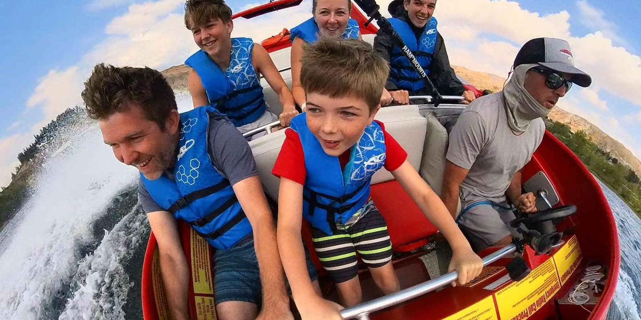 Wenatchee Adventure Boat Ride - Image 5