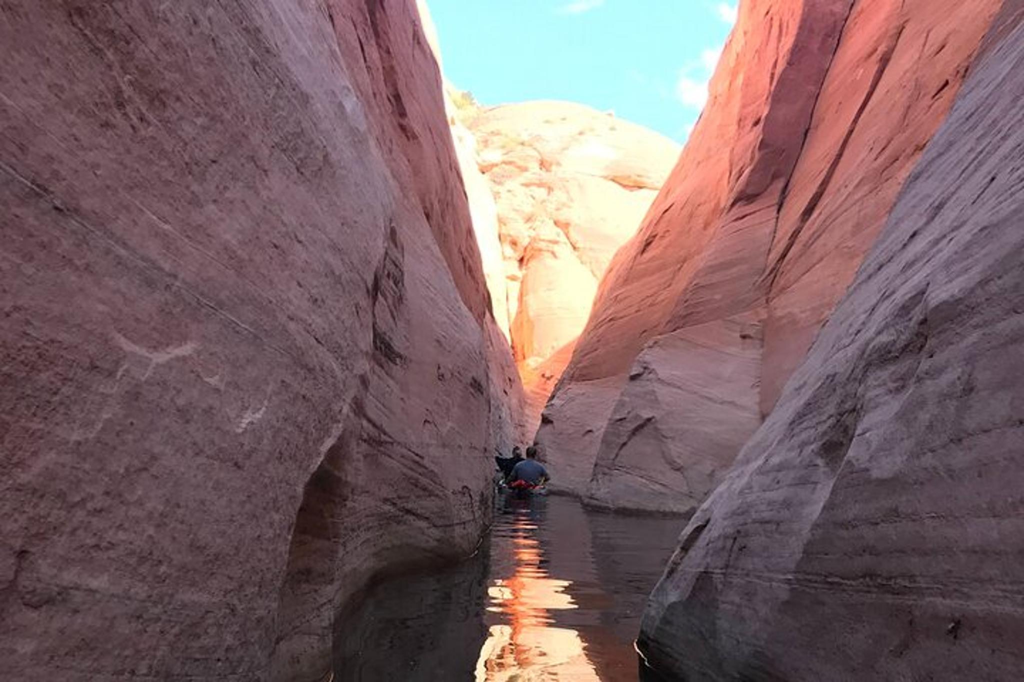 Antelope Canyon Hike and Lake Powell Kayak Tour - Image 4