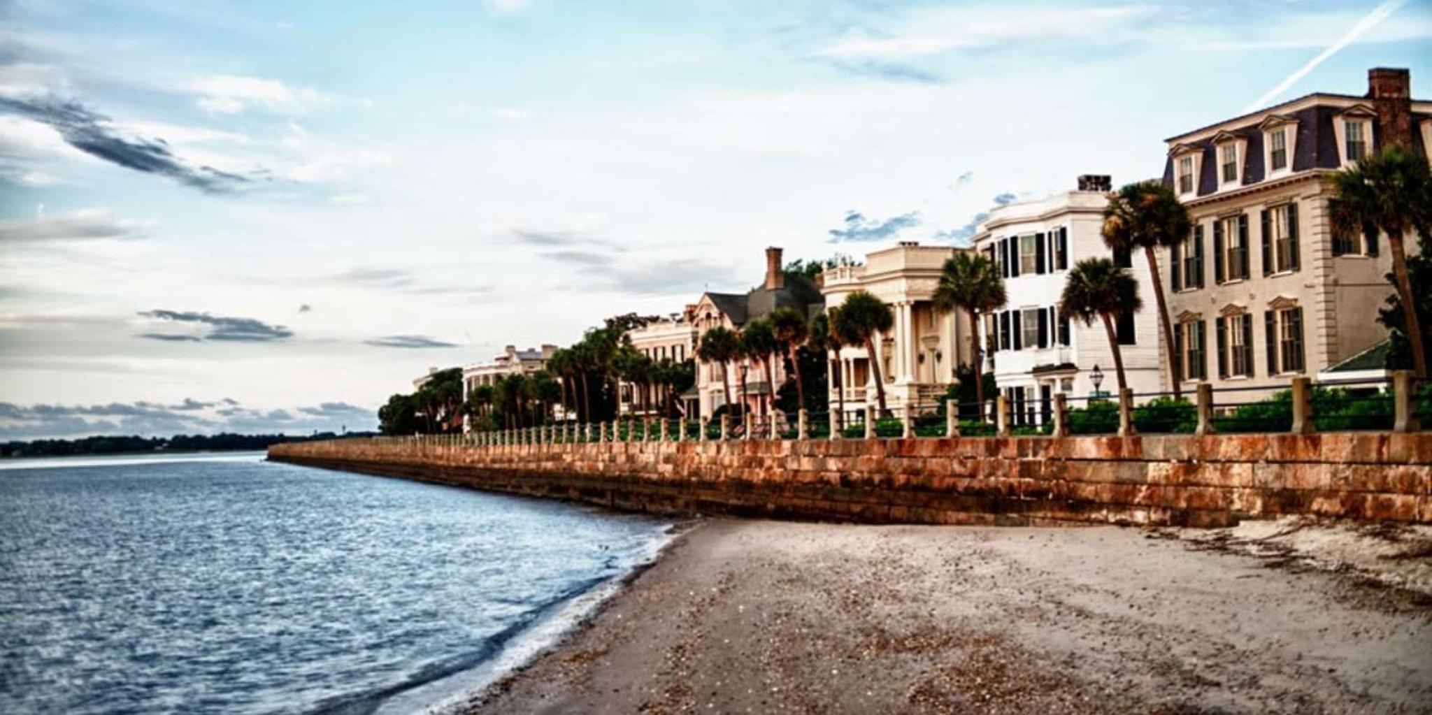 Charleston Day Trip with Boone Hall & Harbor Cruise - Image 4