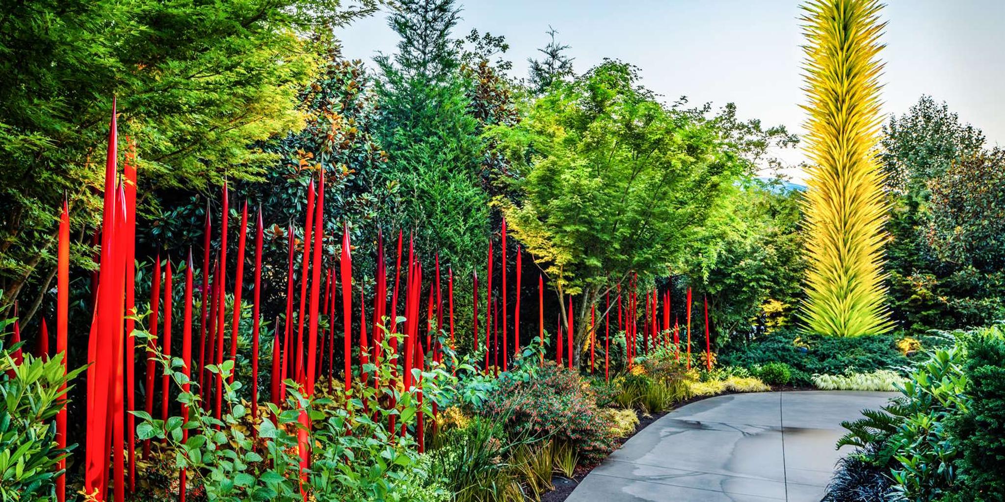 Seattle Chihuly Garden and Glass Tour - Image 3