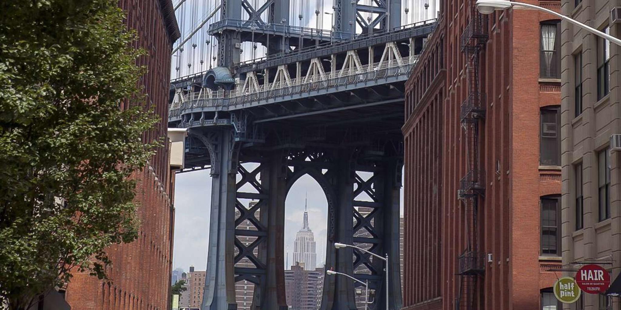 New York City Brooklyn Bridge and Dumbo Walking Tour - Image 6