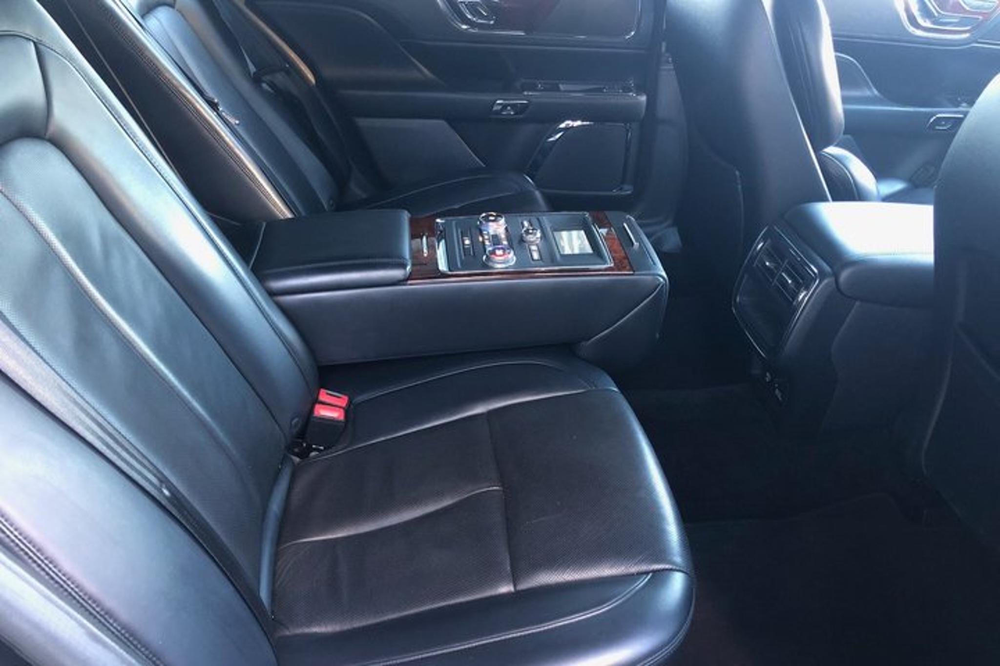 Clearwater to Tampa Airport Private Transfer - Image 3