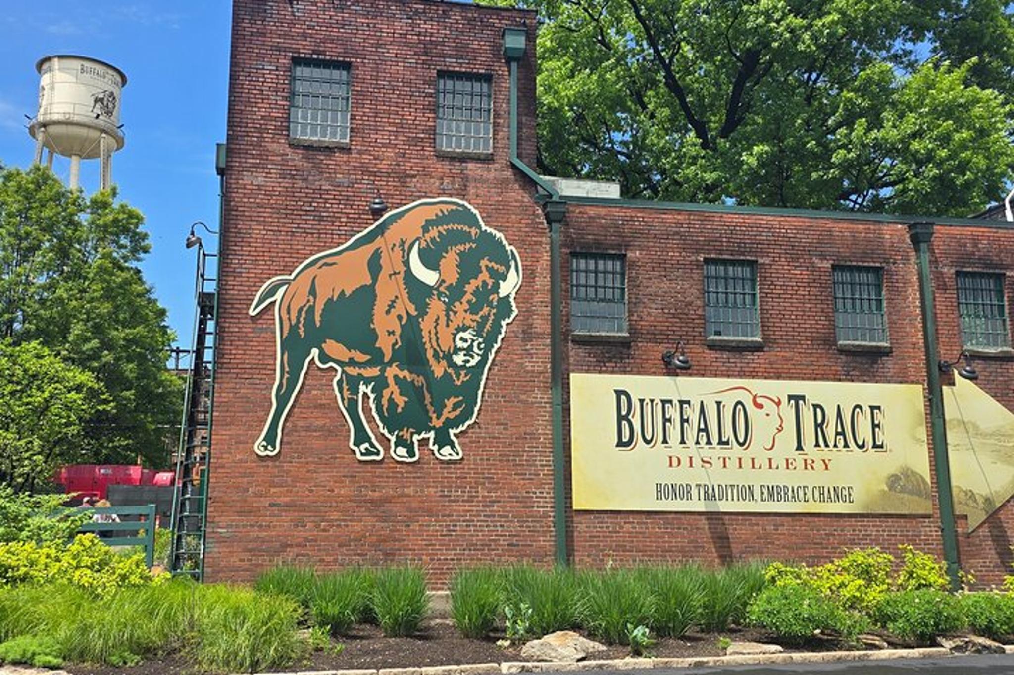 Bourbon Experience Tour in Louisville