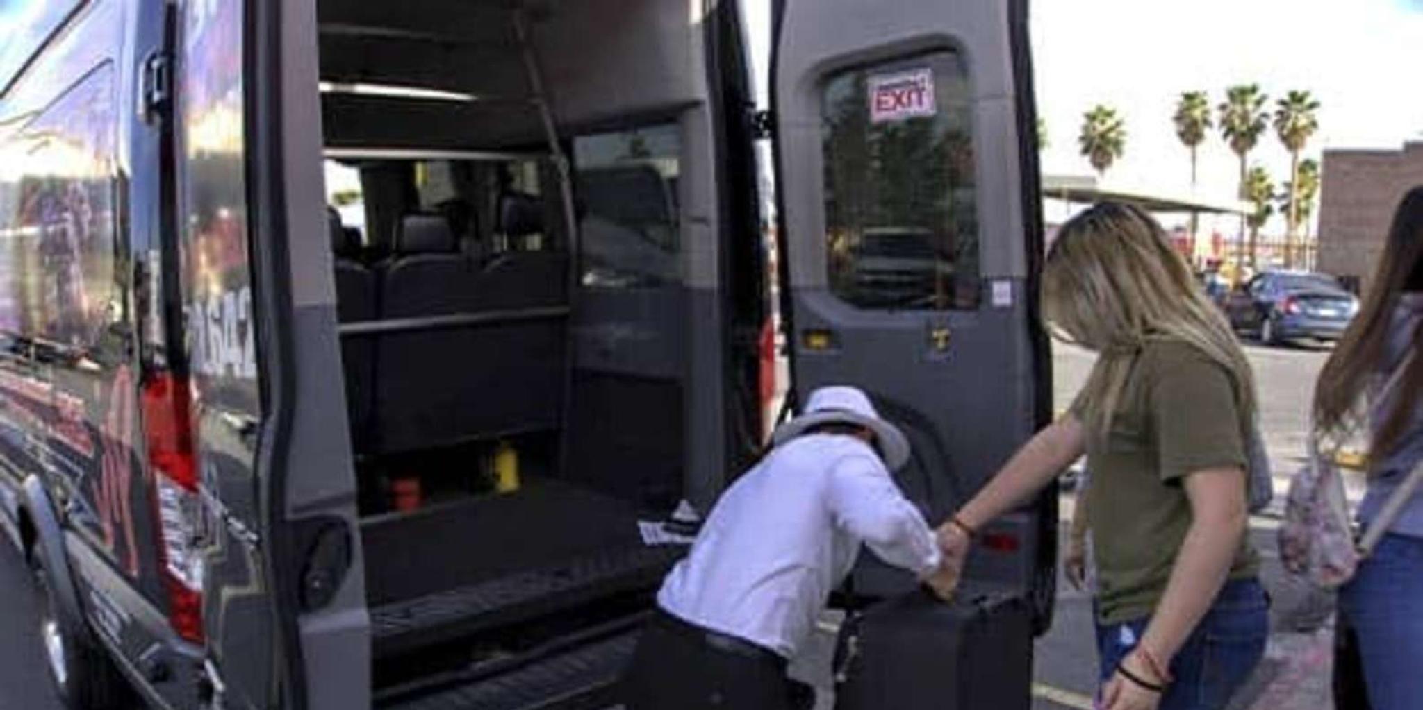 Las Vegas Shuttle Transfer to/from Los Angeles - Image 5