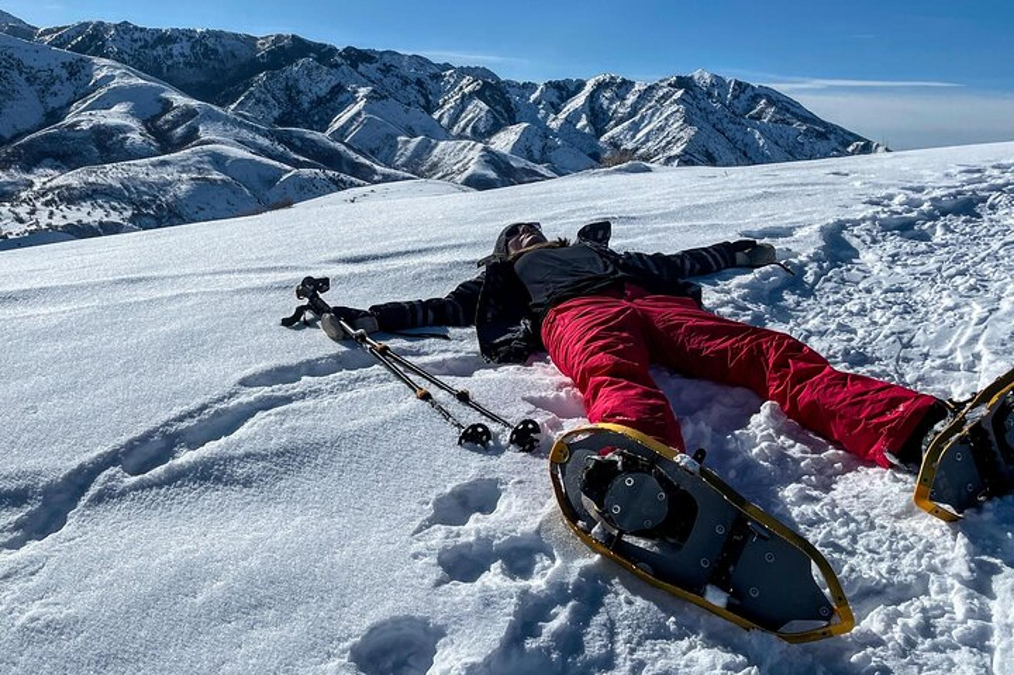 Utah Snowshoeing Adventure in Mountains