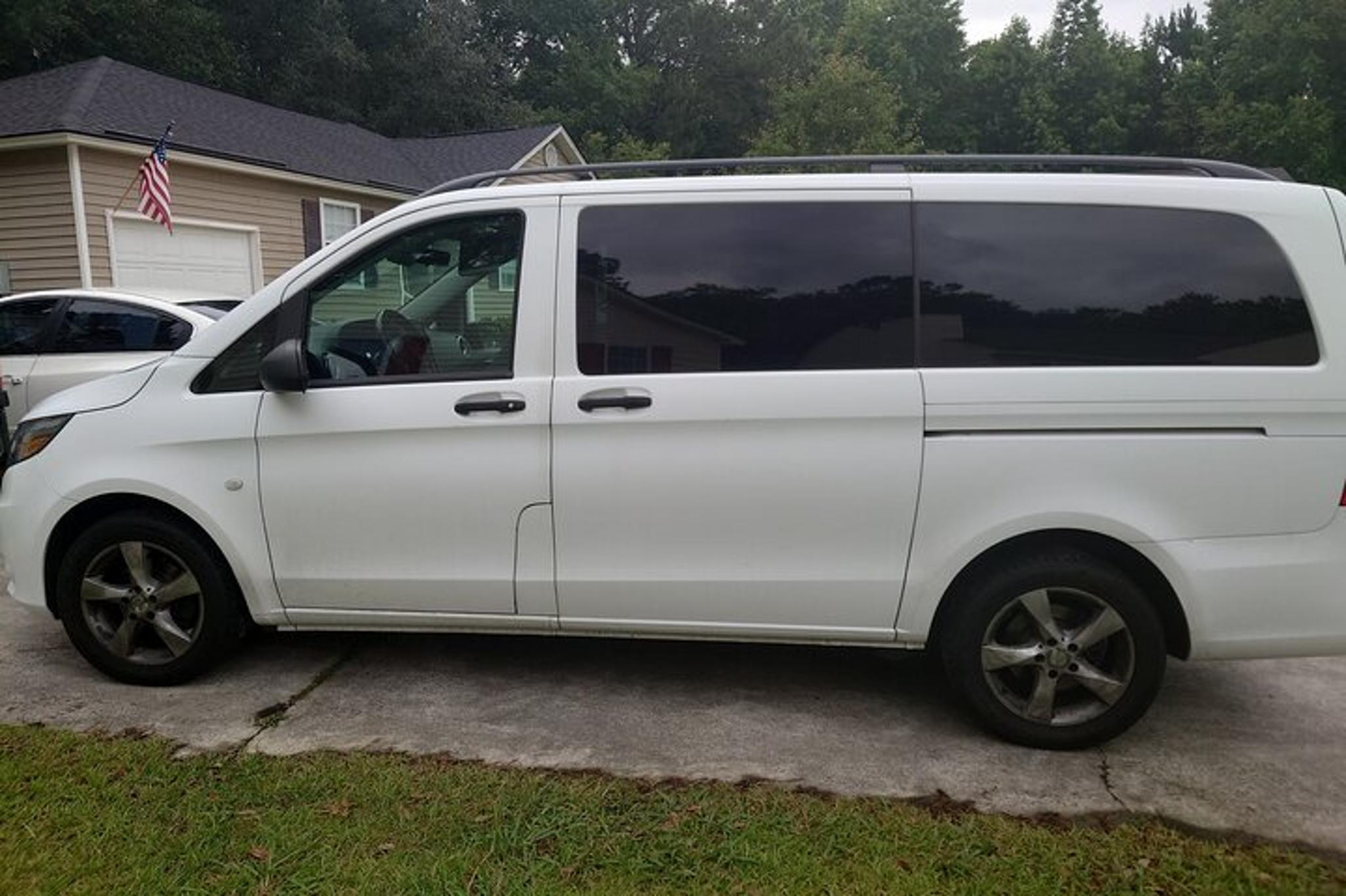 Charleston Airport to Historic District Shuttle - Image 6