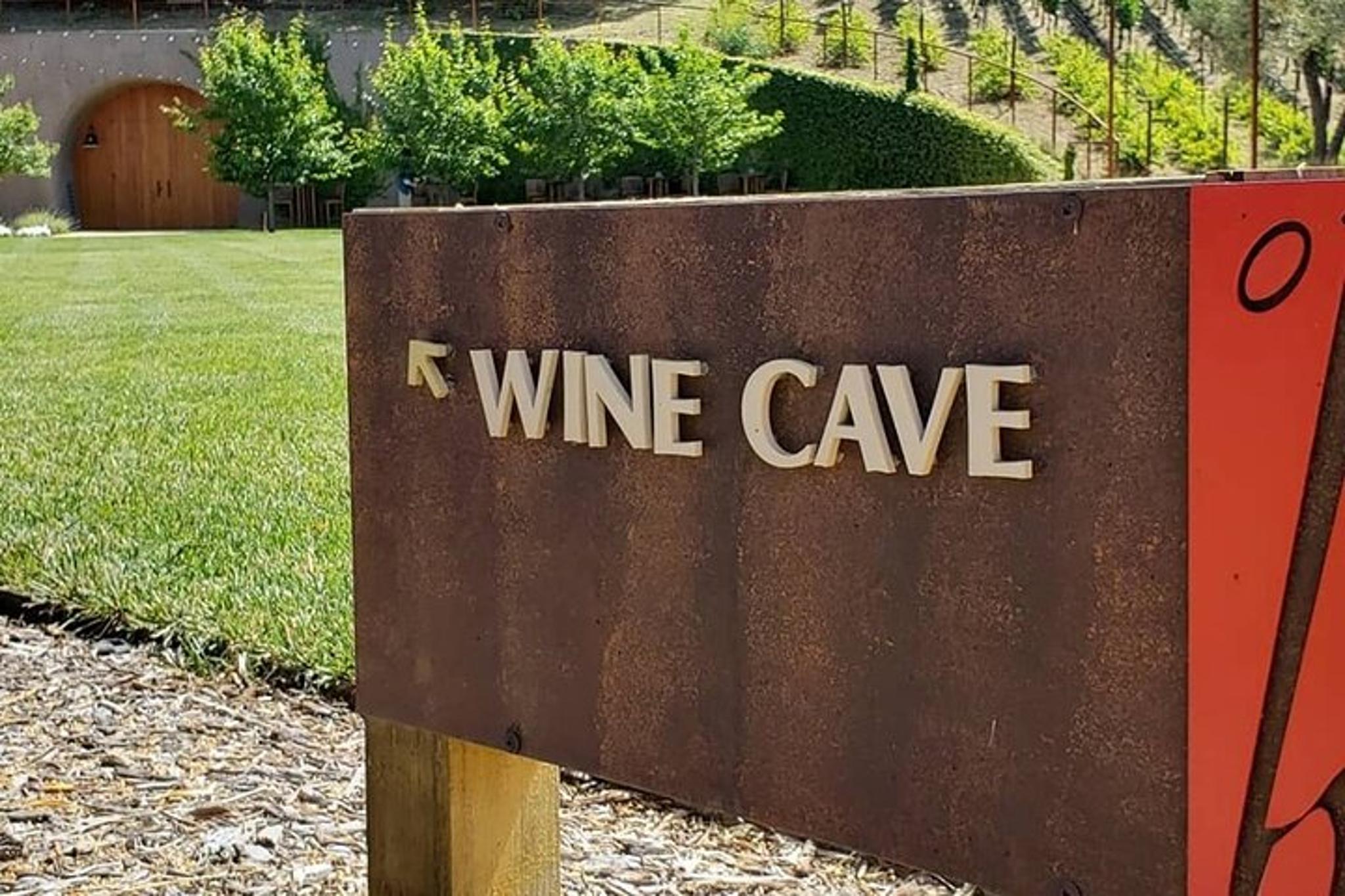 Sonoma Valley Wine Tasting Private Tour 6 hr - Image 1