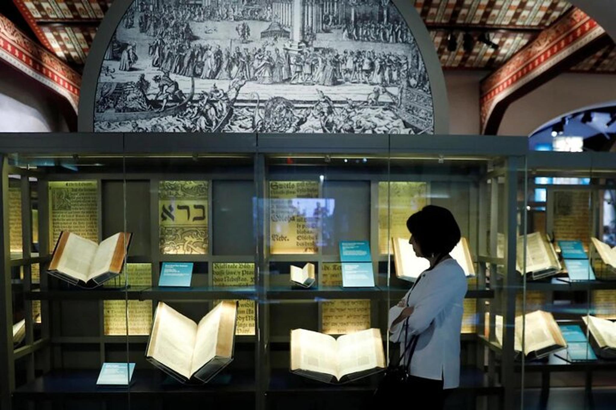 Washington DC Museum of the Bible Guided Tour - Image 5