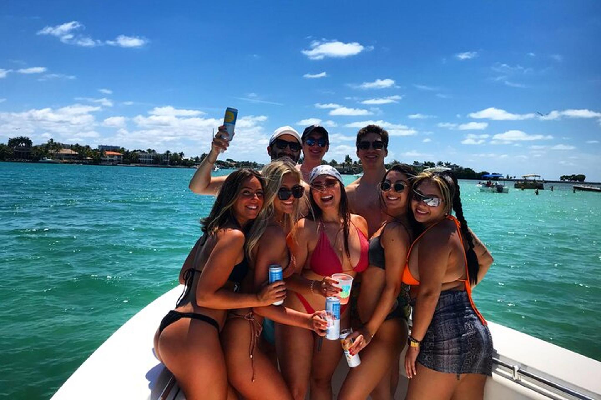 Miami Boat Rental to Sandbars - Image 2