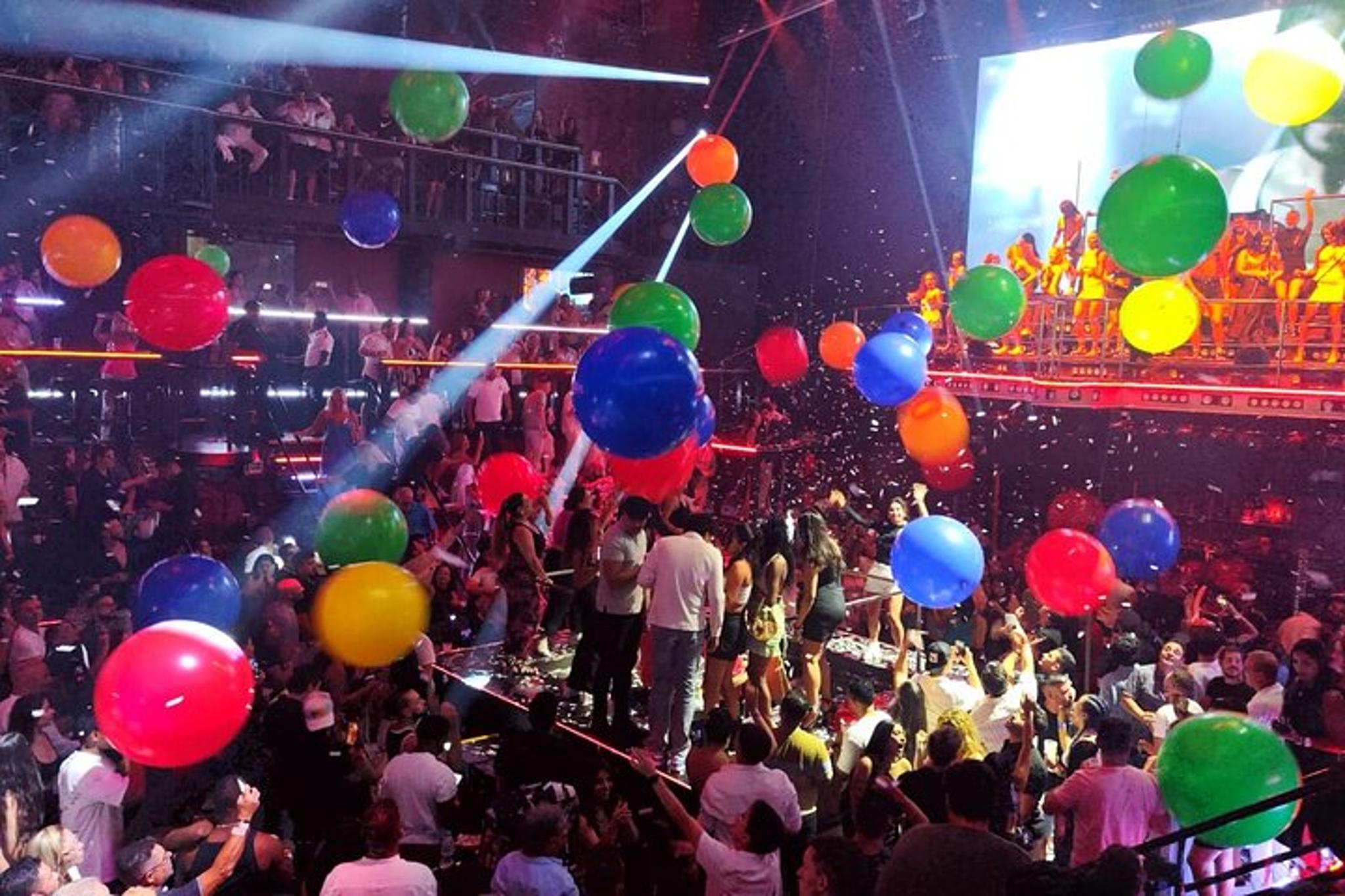 Punta Cana Coco Bongo Entrance & Transportation - Image 4