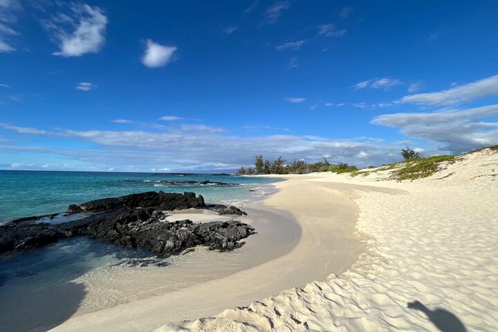 Kailua-Kona Hike and Swim with Native Hawaiian