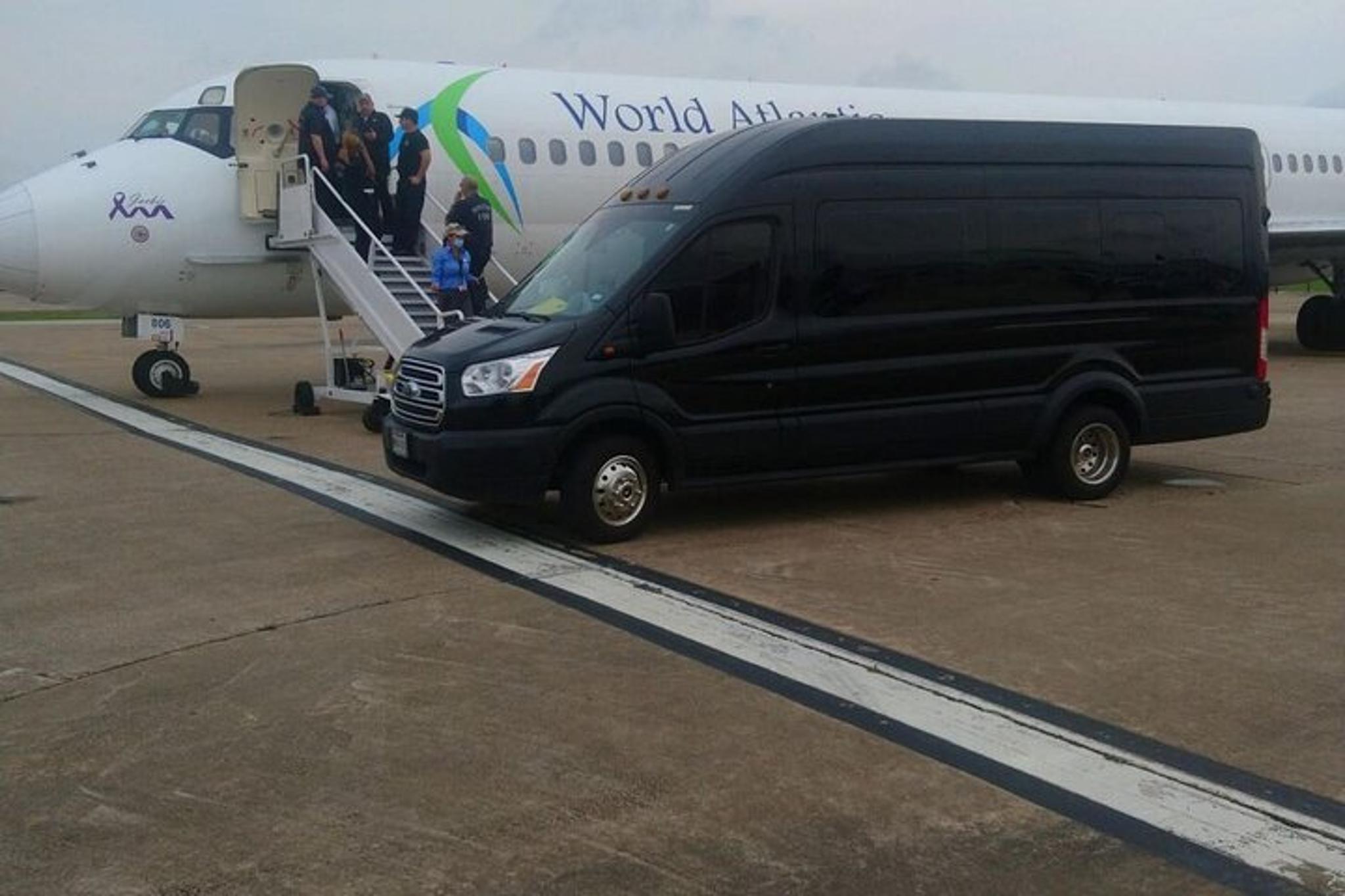 Galveston Private Shuttle to Hobby Airport - Image 3