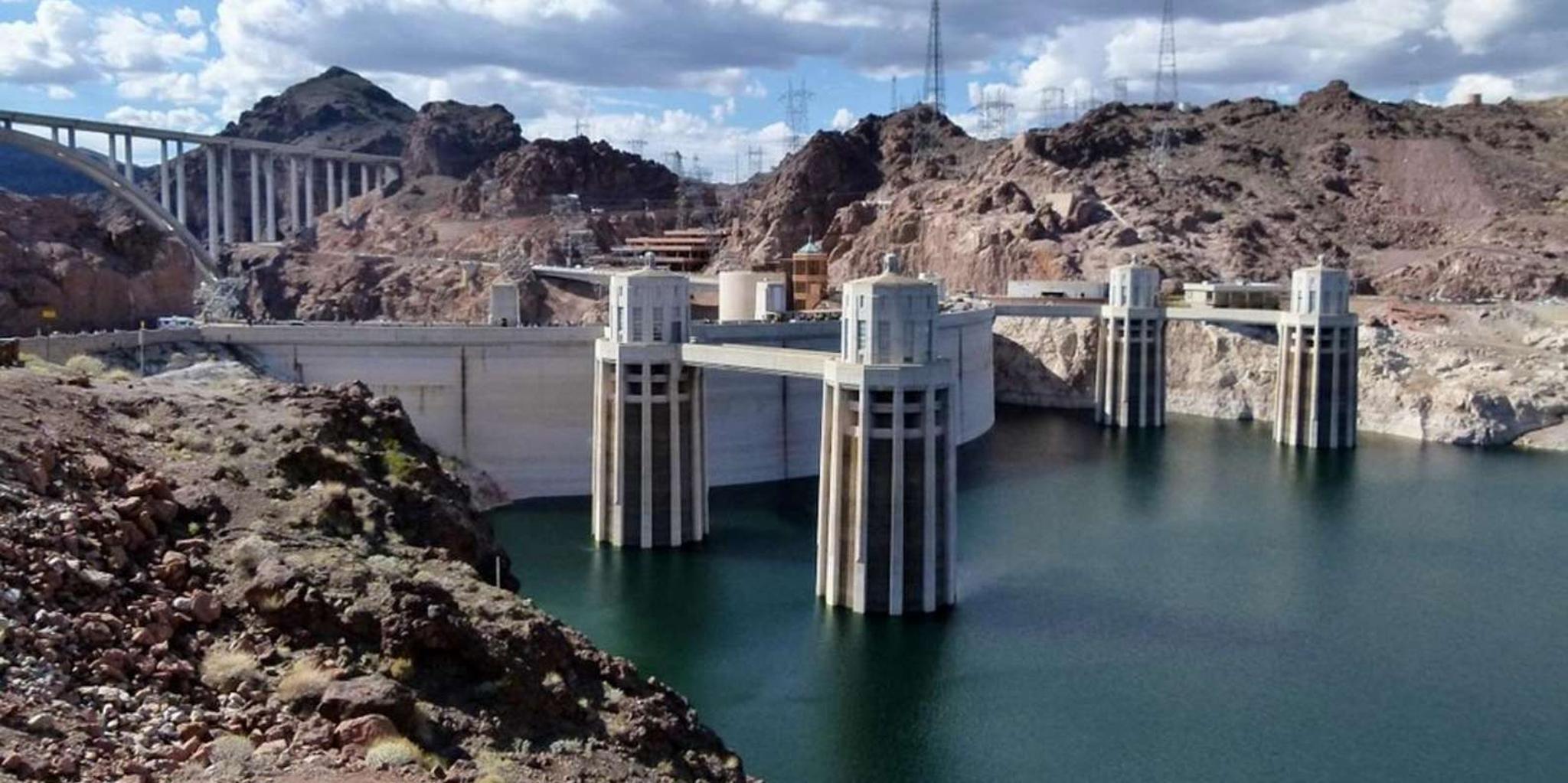 Las Vegas Hoover Dam Tour with Power Plant and Bridge - Image 4