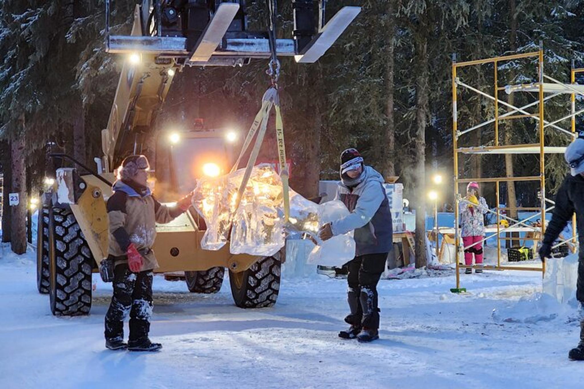 Alaska Hot Spring and Northern Lights Photography Tour - Image 6