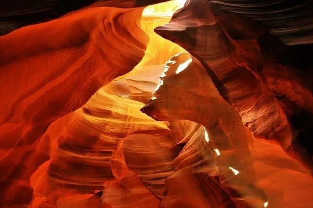 Page Upper Antelope Canyon Guided Tour - Image 4