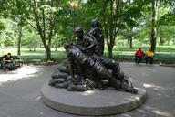 Washington DC Monuments Self-Guided Walking Tour thumbnail 4