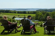Traverse City Wine Tour on Old Mission Peninsula thumbnail 2