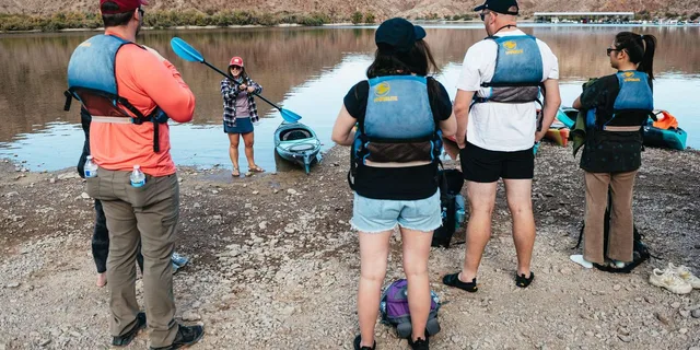 Boulder City Kayak and Paddleboard Tour - Image 3