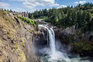 Seattle Snoqualmie Falls & Wine Tasting Tour thumbnail 1