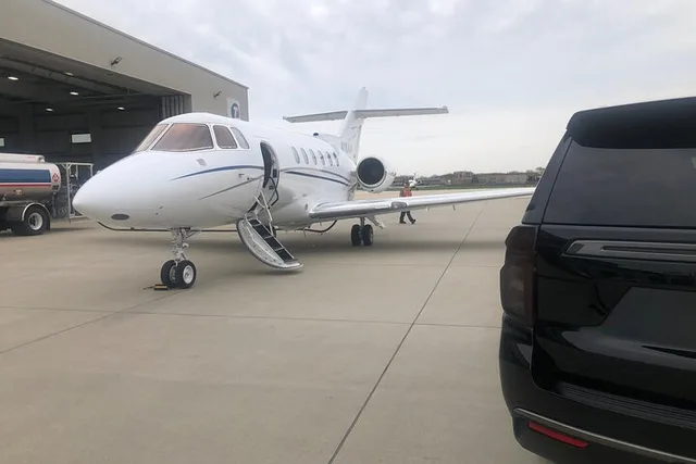 Chicago Private SUV Transfer - Image 4