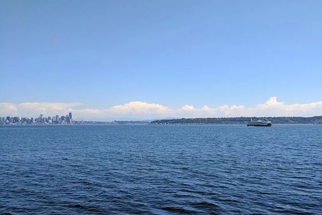 Bainbridge Island Wine and History Tour - Image 1