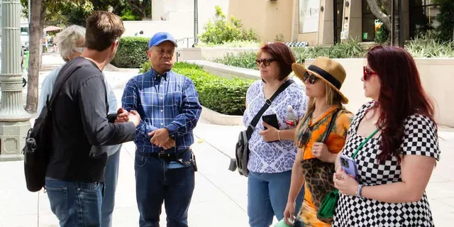 Los Angeles History and Architecture Walking Tour - Image 3