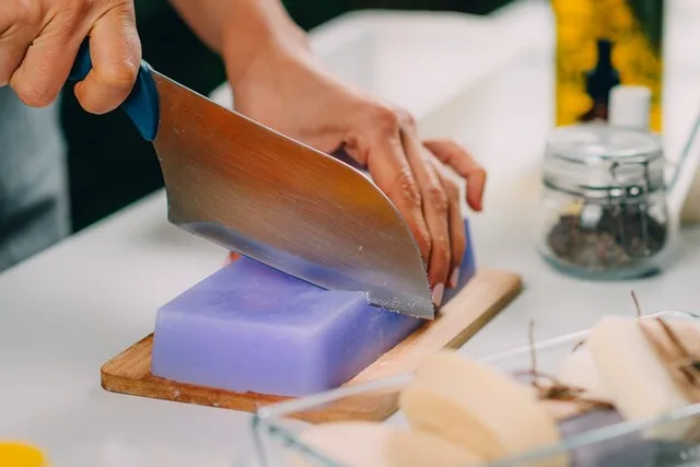 Cold Process Soap Making Class 2 hr - Image 1