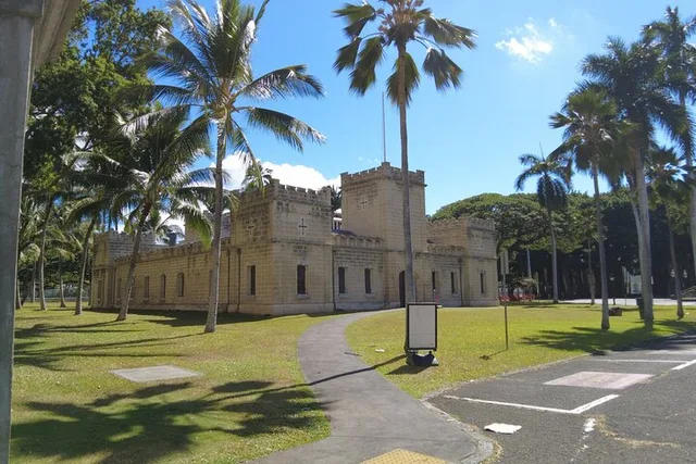 Honolulu Pearl Harbor and Downtown Tour - Image 5