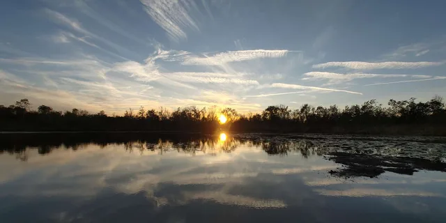 Orlando Sunset Guided Kayak Tour - Image 1