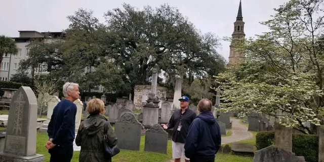 Charleston Dark History and Ghost Tour - Image 5