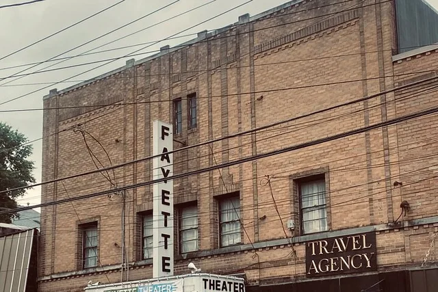 Fayetteville Ghost Walking Tour - Image 2