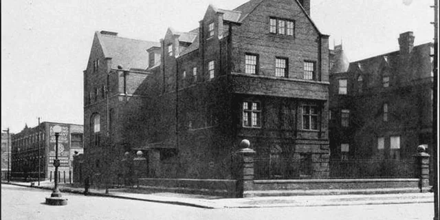 Chicago Ghost Hunt on Prairie Avenue 2 hr - Image 4