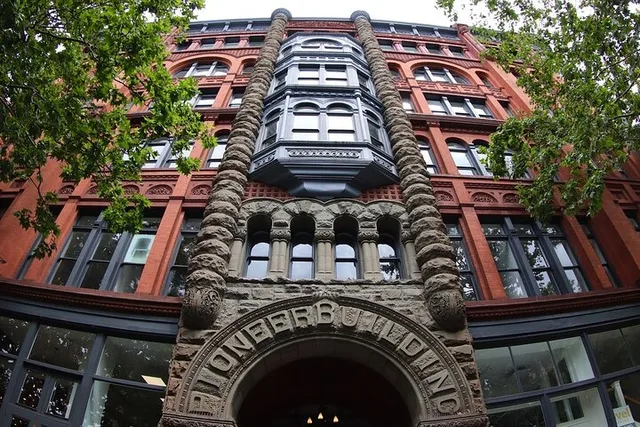 Seattle City Tour with Private Driver - Image 3